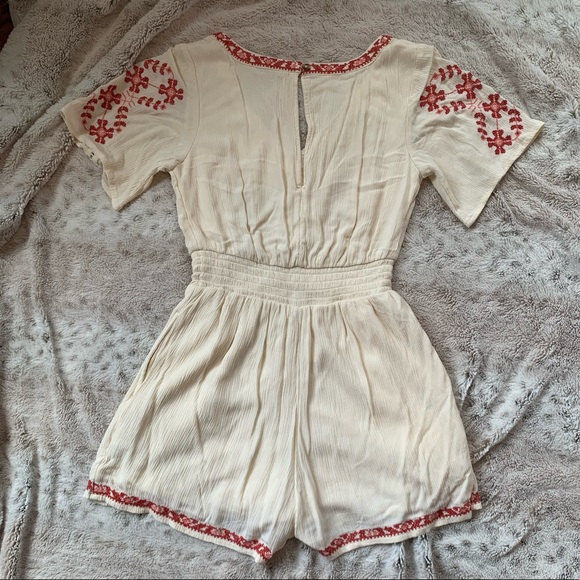 American Eagle Outfitters embroidered romper - Picture 3 of 7